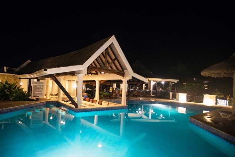Coyaba Beach Resort St. George's Zewnętrze zdjęcie