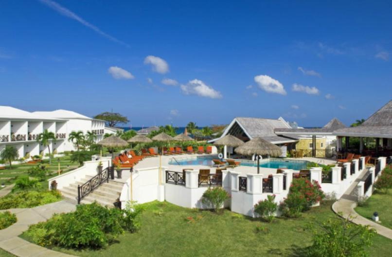 Coyaba Beach Resort St. George's Zewnętrze zdjęcie